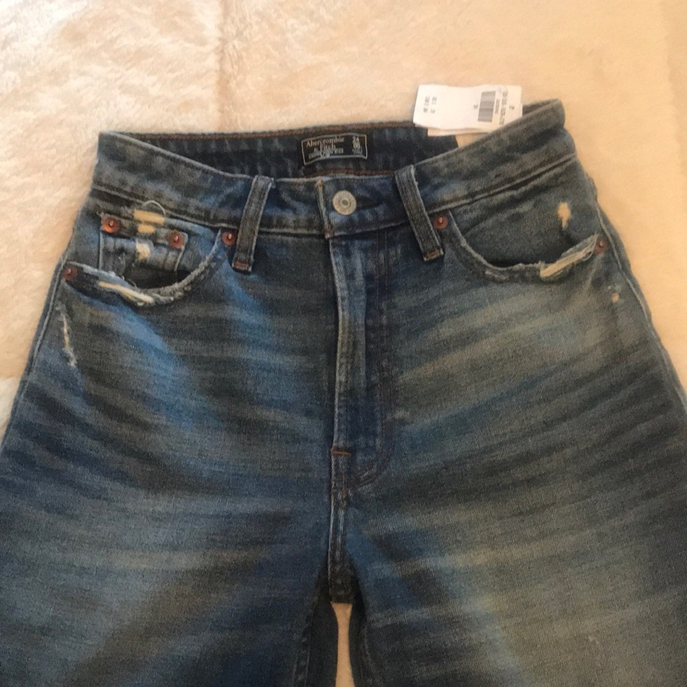Brand new with tags ABERCROMBIE jeans